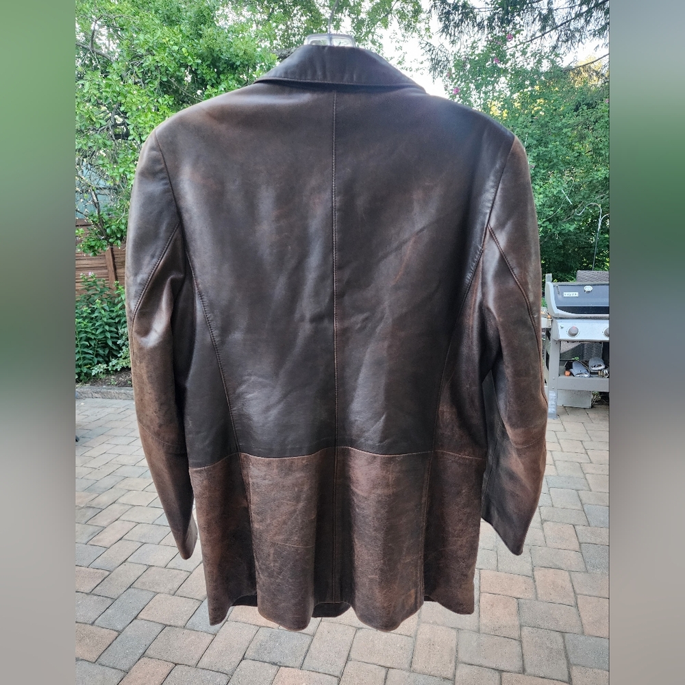 Womens Lambskin Brown Leather Blazer
by H. Bevtoni. Details:Size L.New Condition - Picture 6 of 11